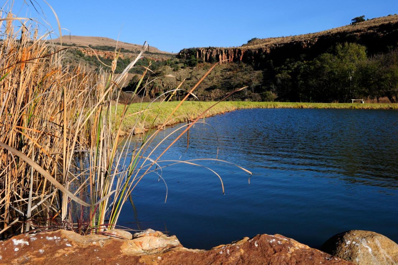 Komati Gorge Lodge, R 36 Halfway Between Carolina And Machadodorp ภายนอก รูปภาพ